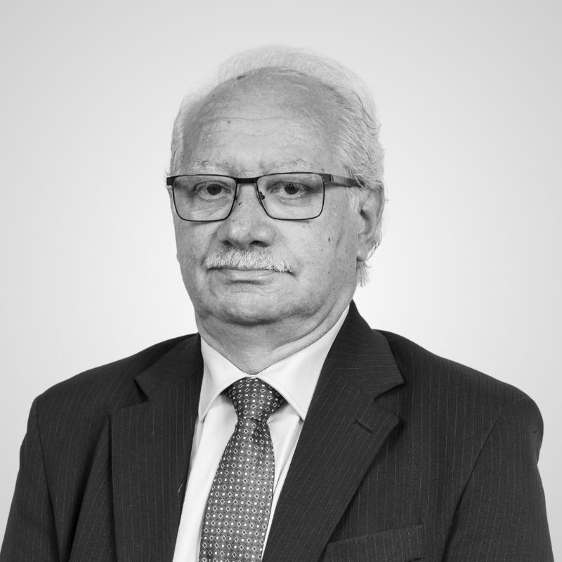 Abogado Carlos Castro